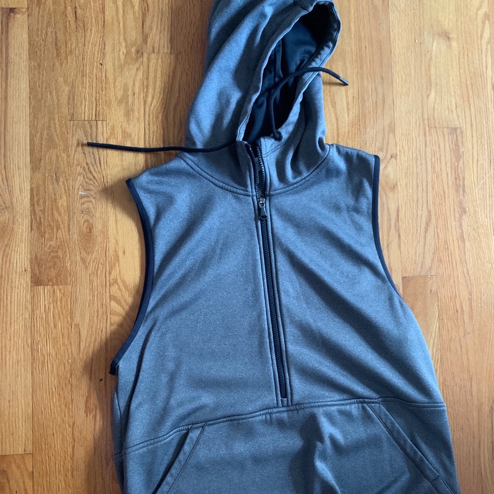 Half zip cut off